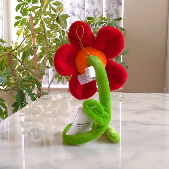 NWT. Soft Fabric Toy. - Picture 2 of 3